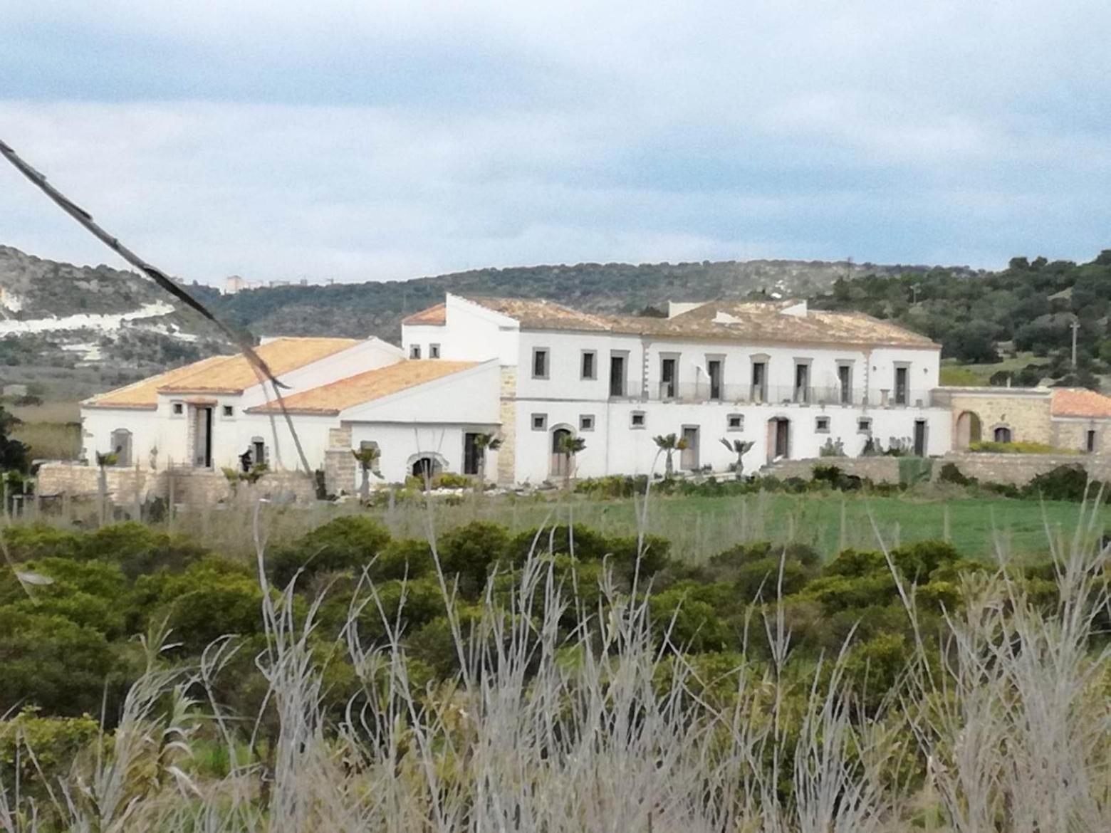 Hotel Bramasole Charming House Comiso Exterior foto